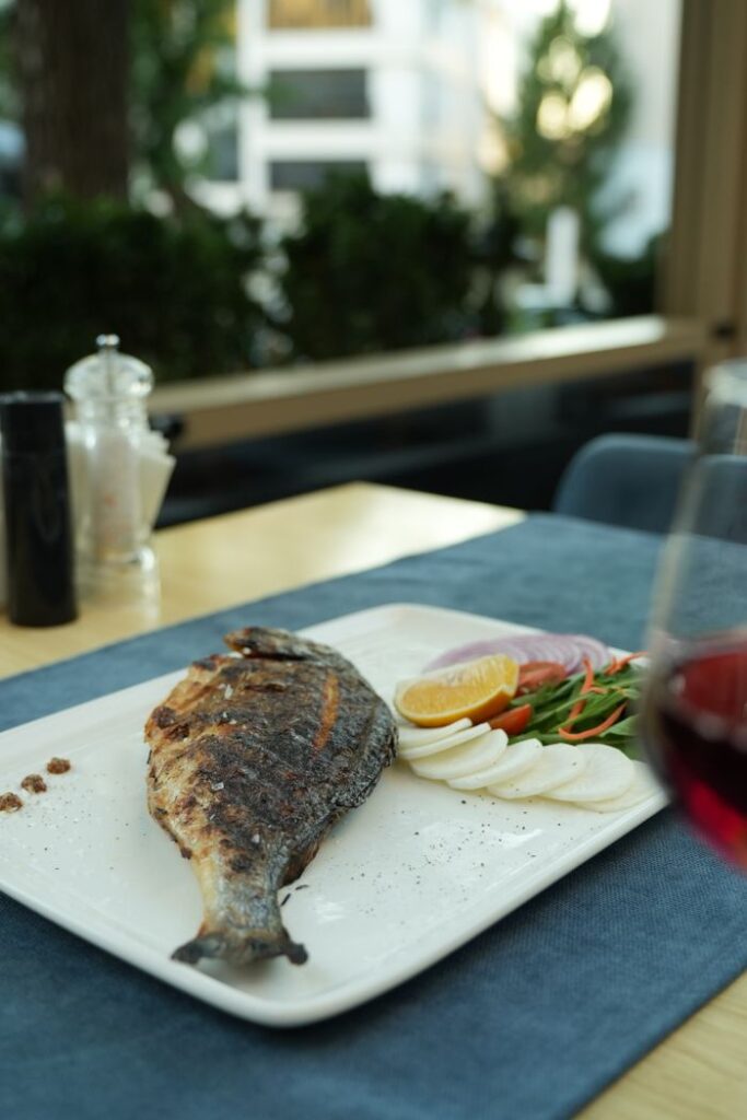 Ristorante con crudi di pesce a Tarquinia